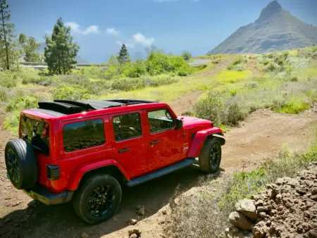 Foto Jeep Wrangler Sahara 4XE – 4