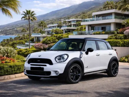 MINI Cooper S Countryman ALL4 - car rental in Tenerife