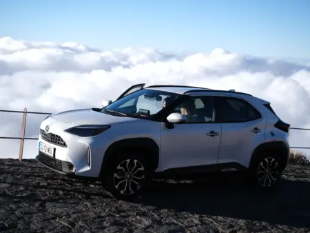 Foto Toyota Yaris Cross Hybrid – 6