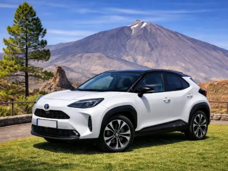 Toyota Yaris Cross Hybrid - car rental in Tenerife